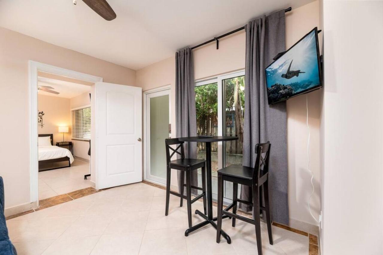 Ocean Flats 2 - Lauderdale-by-the-sea Apartment *