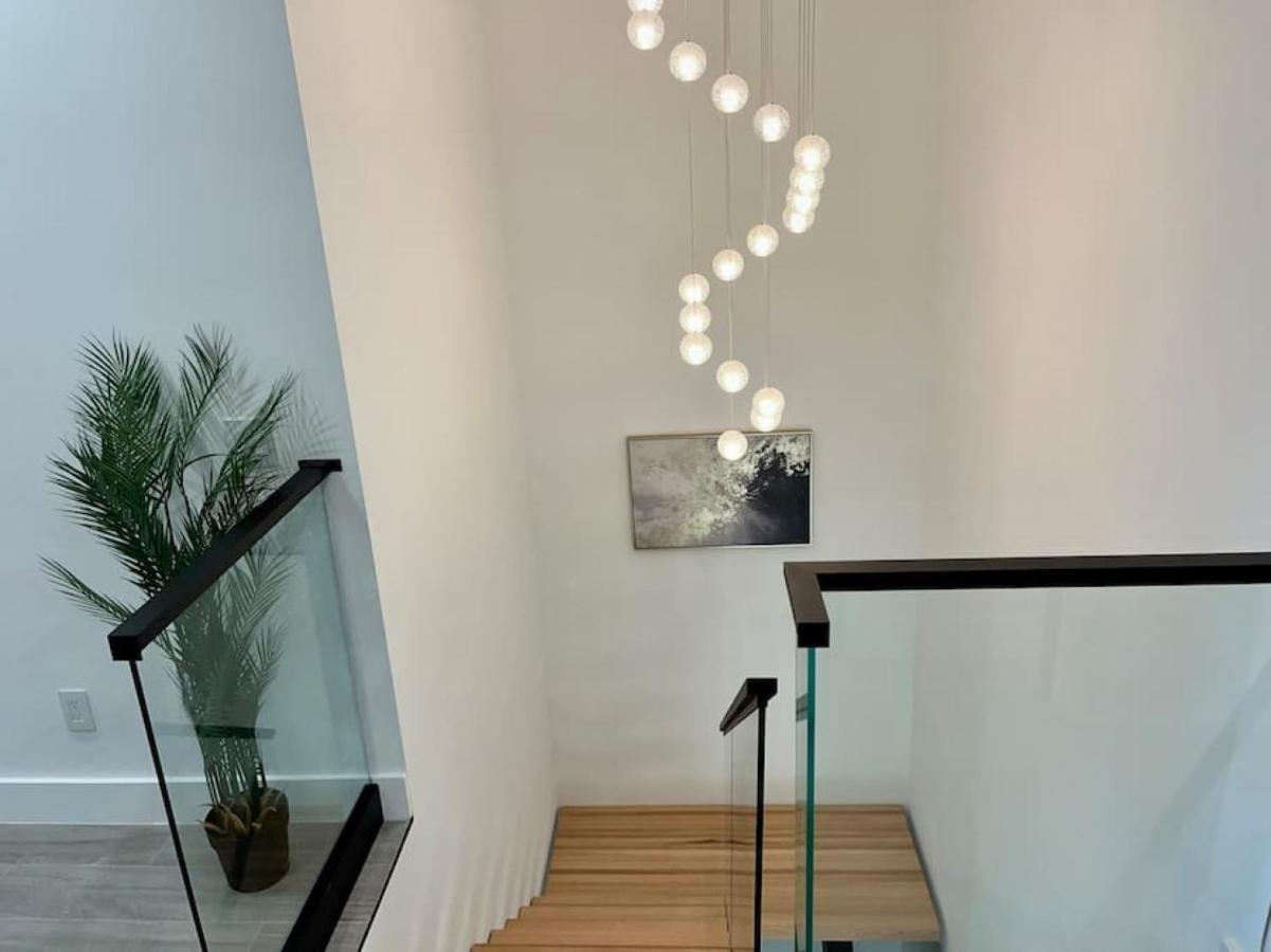 Botanical Oasis With 2 Pools * Fort Lauderdale