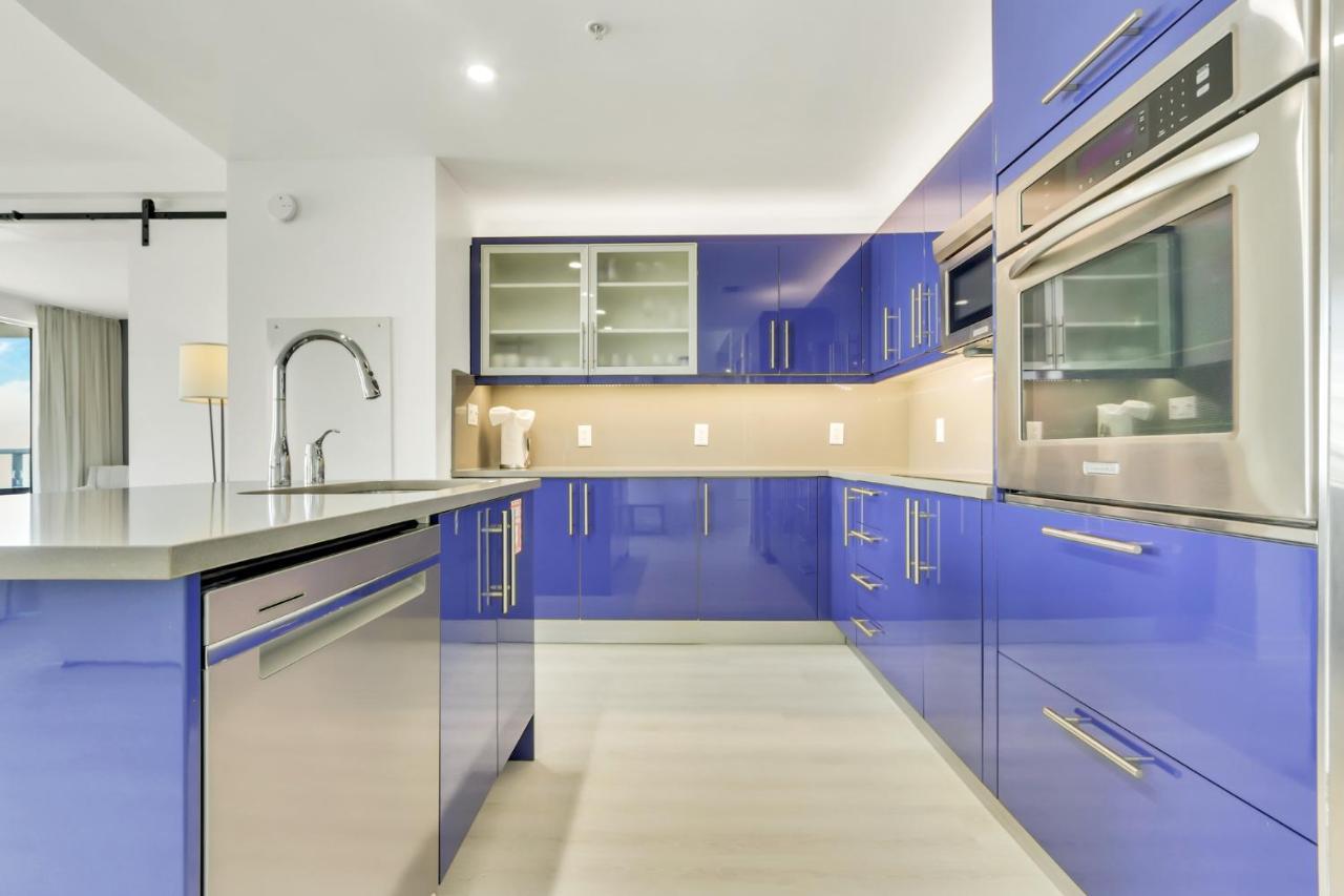 Ocean Views, Rooftop Pools And Amazing Location! Fort Lauderdale