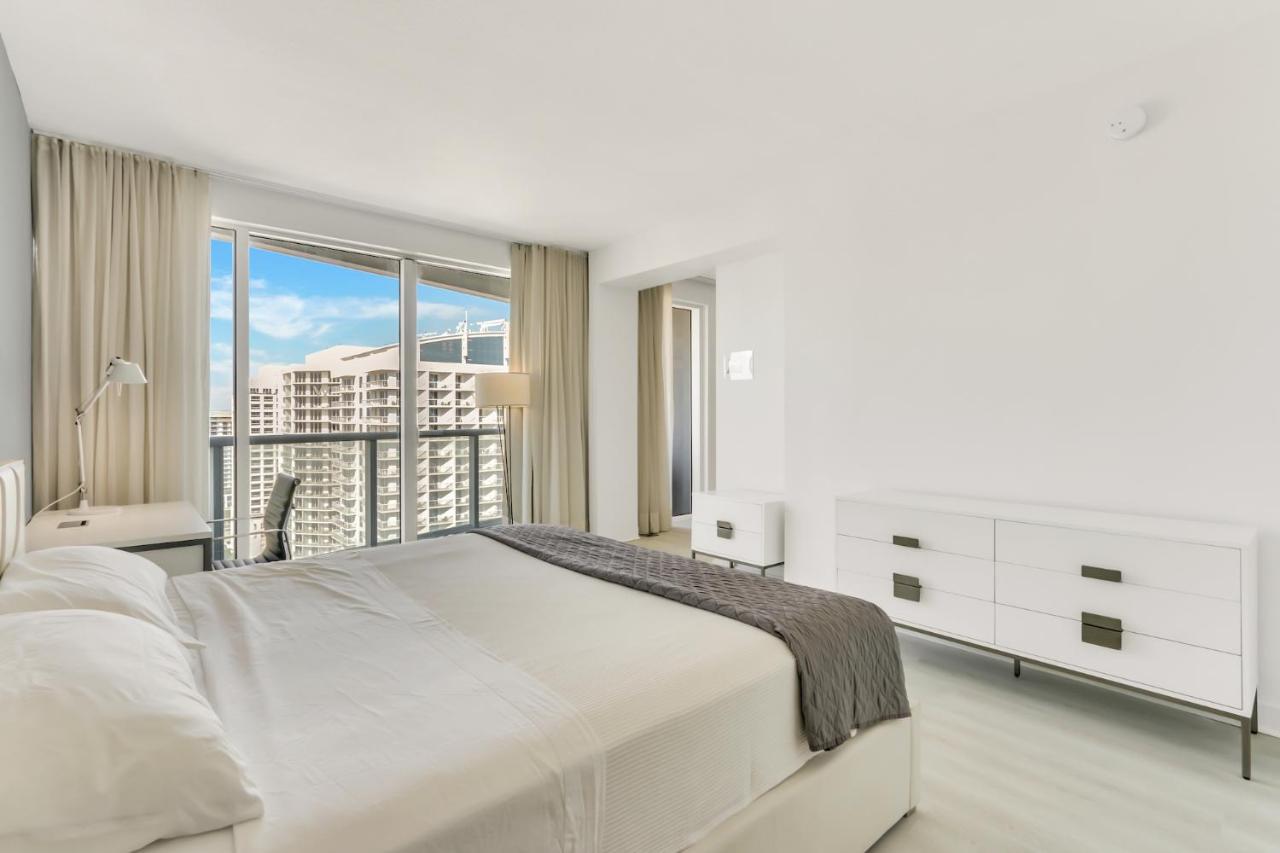 Ocean Views, Rooftop Pools And Amazing Location! Apartment Fort Lauderdale