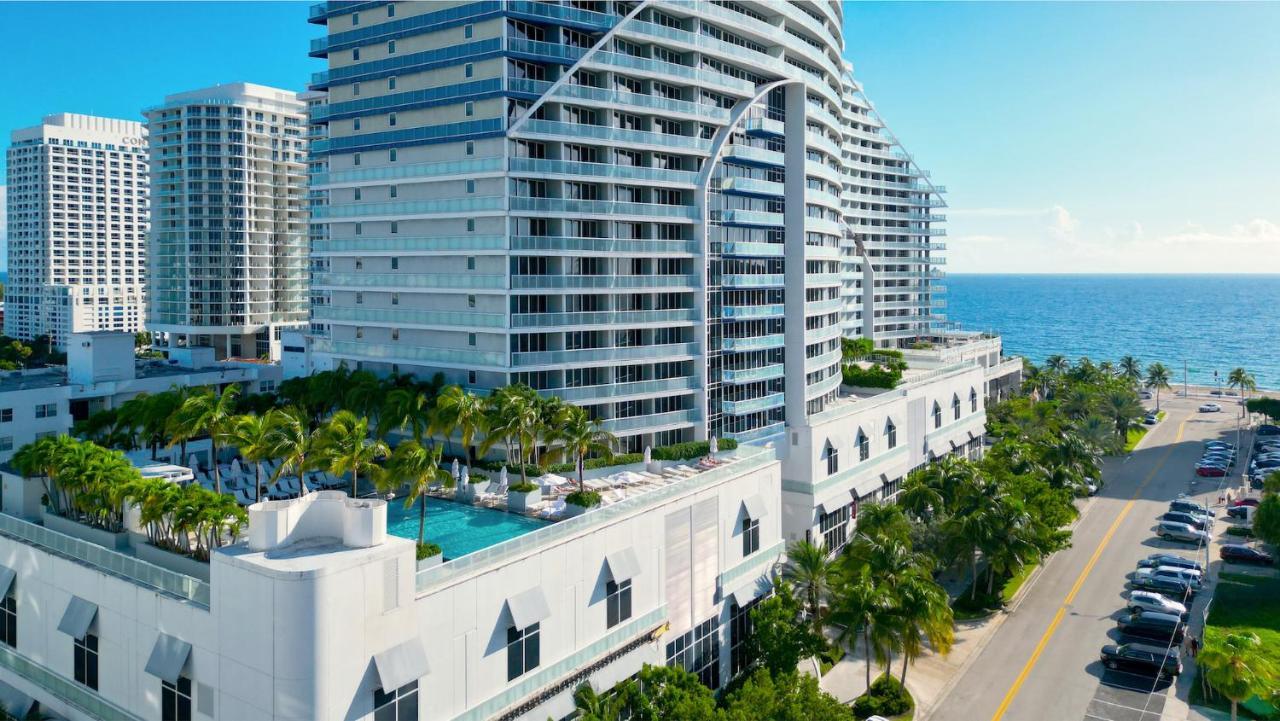 Ocean Views, Rooftop Pools And Amazing Location!