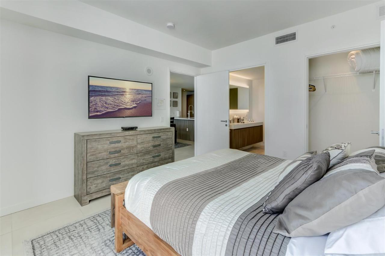 Holiday home 11th Fl, Modern, Pool, Gym *