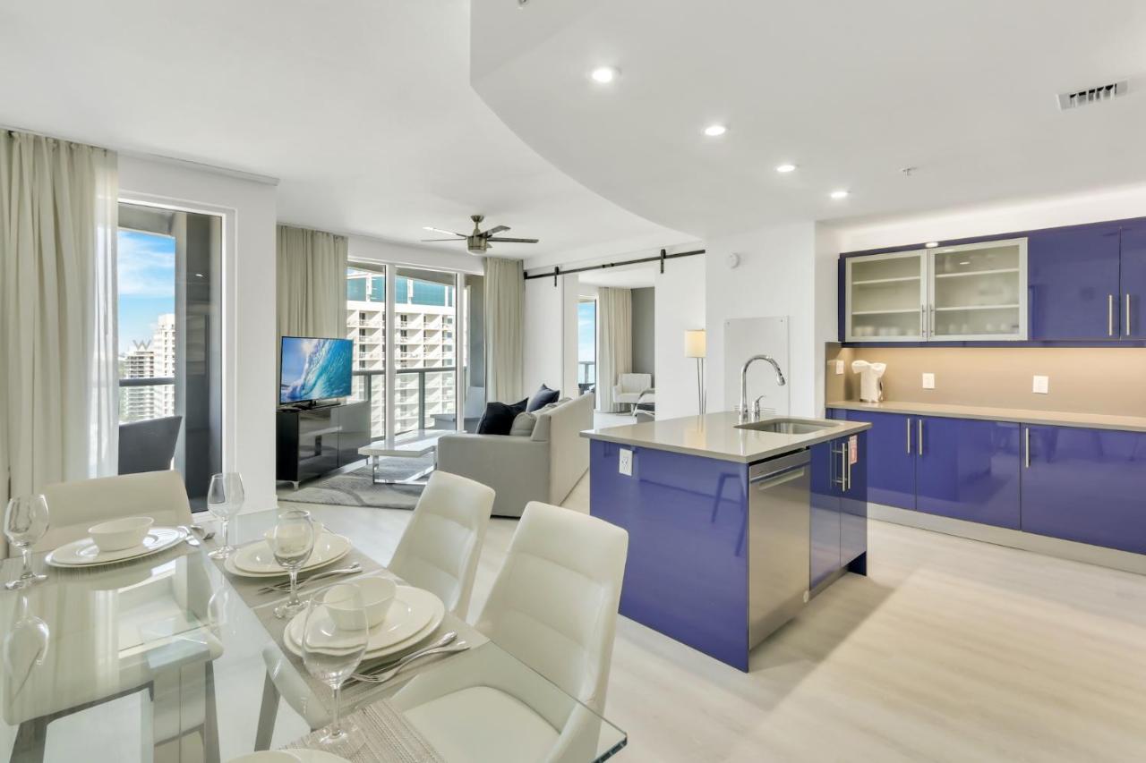 Apartment Ocean Views, Rooftop Pools And Amazing Location! *