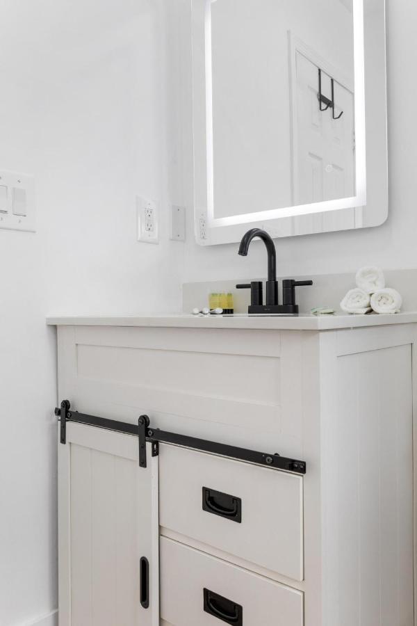 Apartment Alani Bay Designer