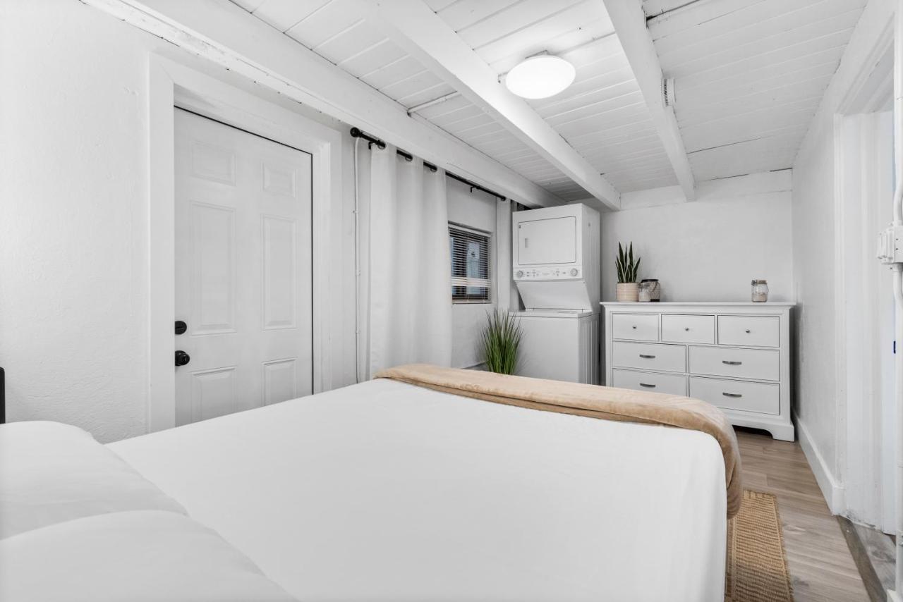 Alani Bay Designer Apartment Fort Lauderdale