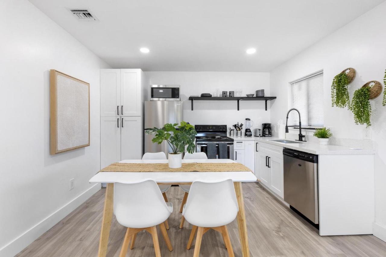 Alani Bay Designer * Fort Lauderdale