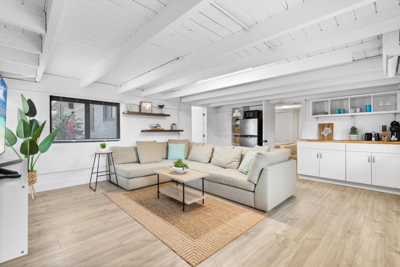 Apartment Alani Bay Designer