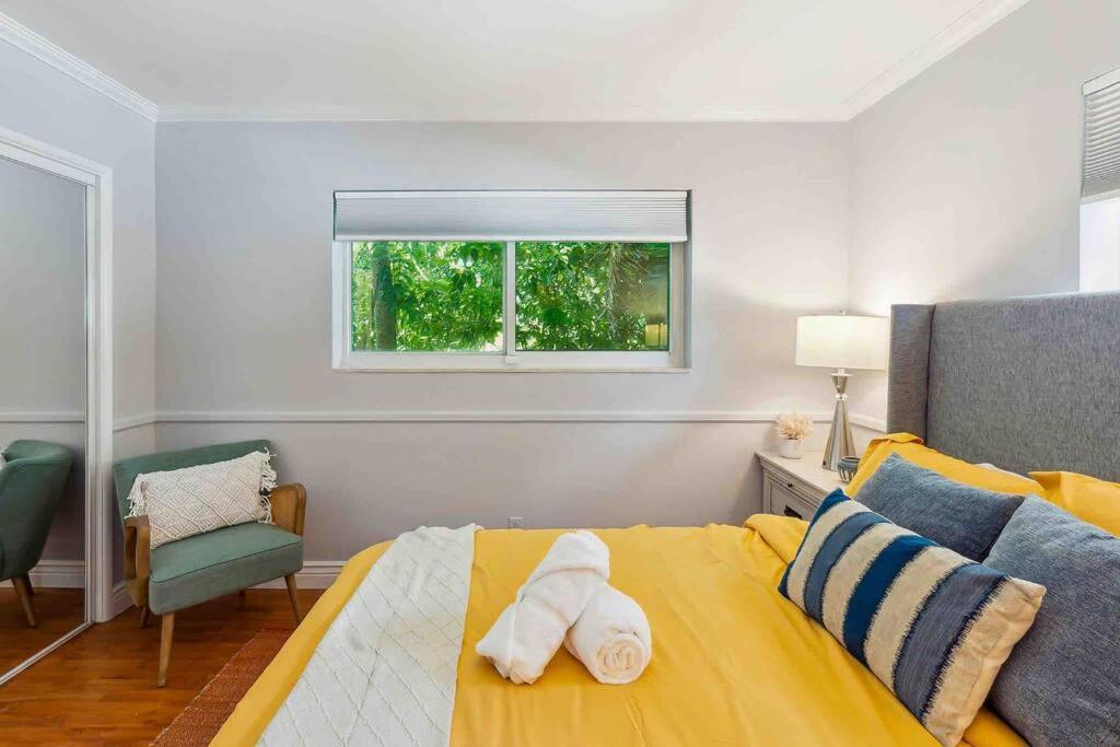 Holiday home Private Oasis With Pool Near Beaches, Dining & Olas *