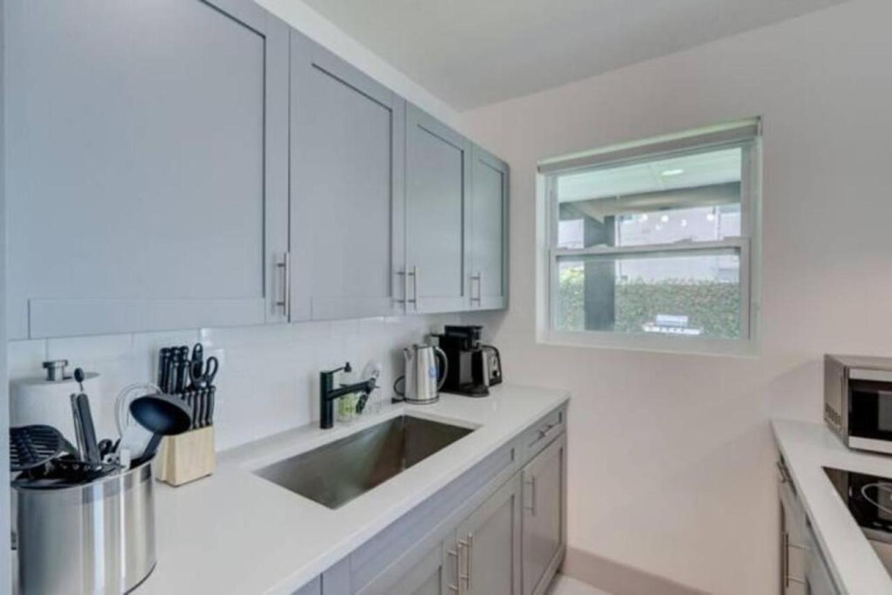 Apartment Miamivice Near Olas With Fire Pit