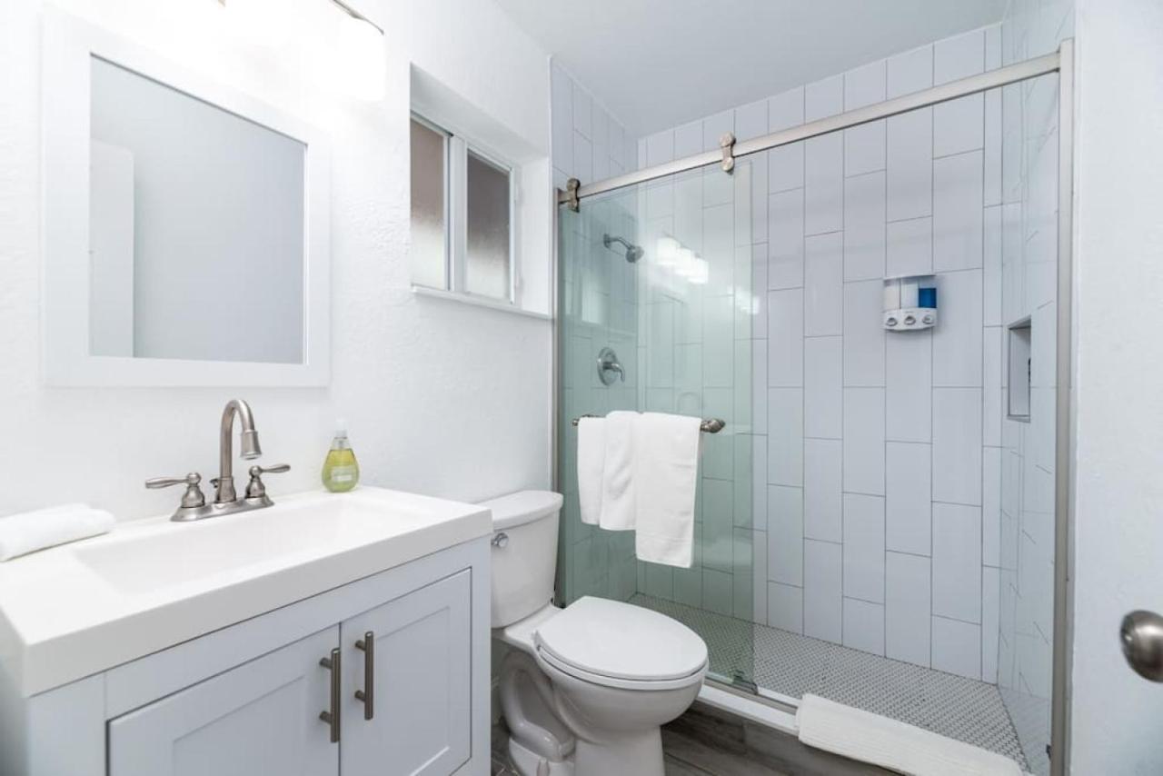 Apartment Comfy At Middle River 1