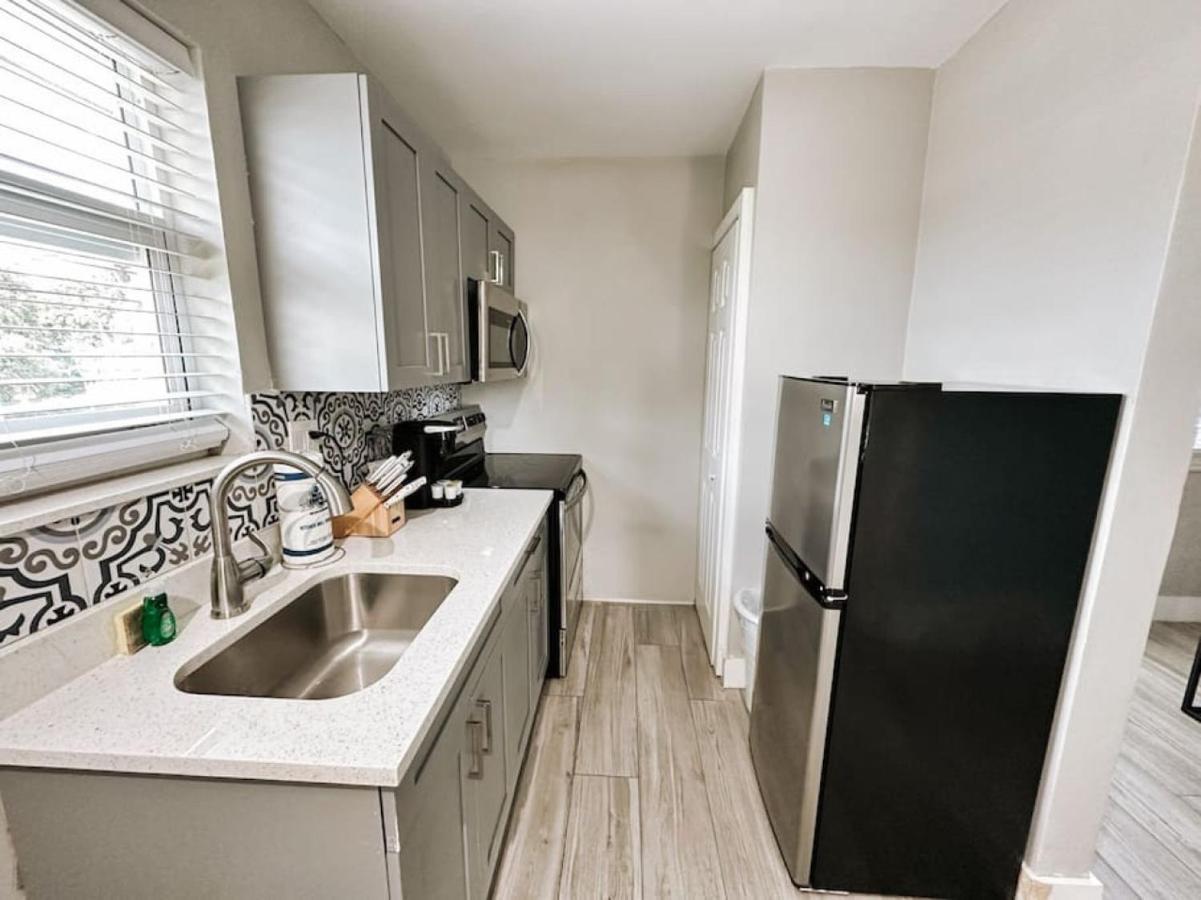 Rustic Retreats Cozy 1br For 4 Guests Minutes From Olas Fort Lauderdale