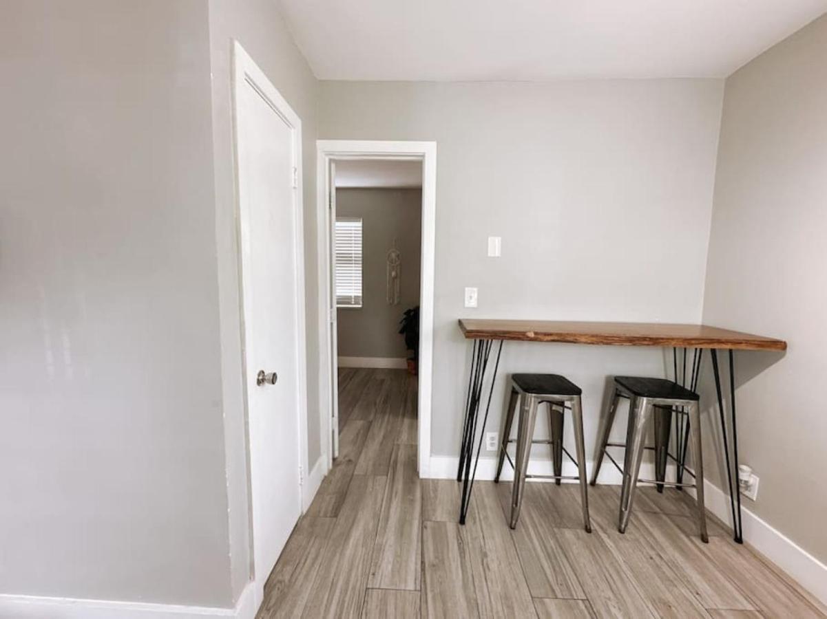 Apartment Rustic Retreats Cozy 1br For 4 Guests Minutes From Olas Fort Lauderdale