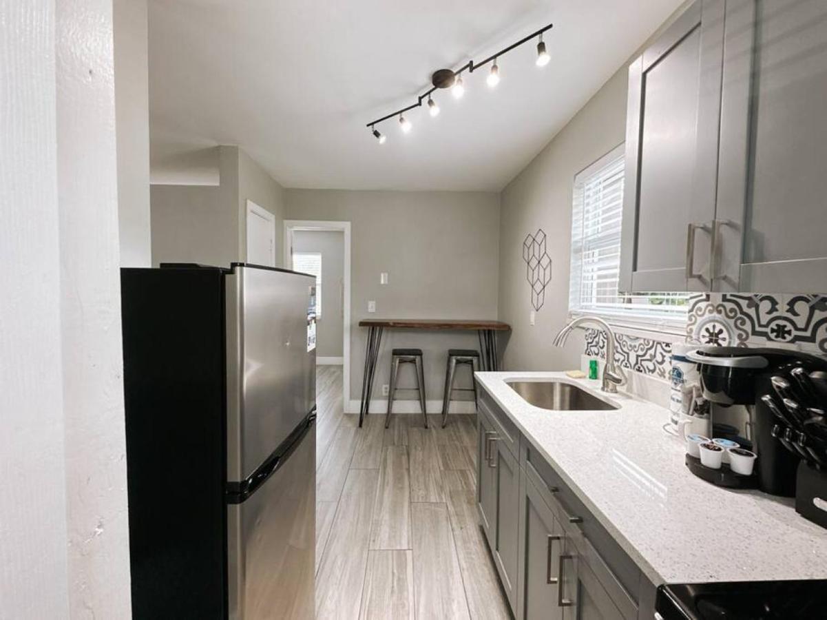 Rustic Retreats Cozy 1br For 4 Guests Minutes From Olas * Fort Lauderdale