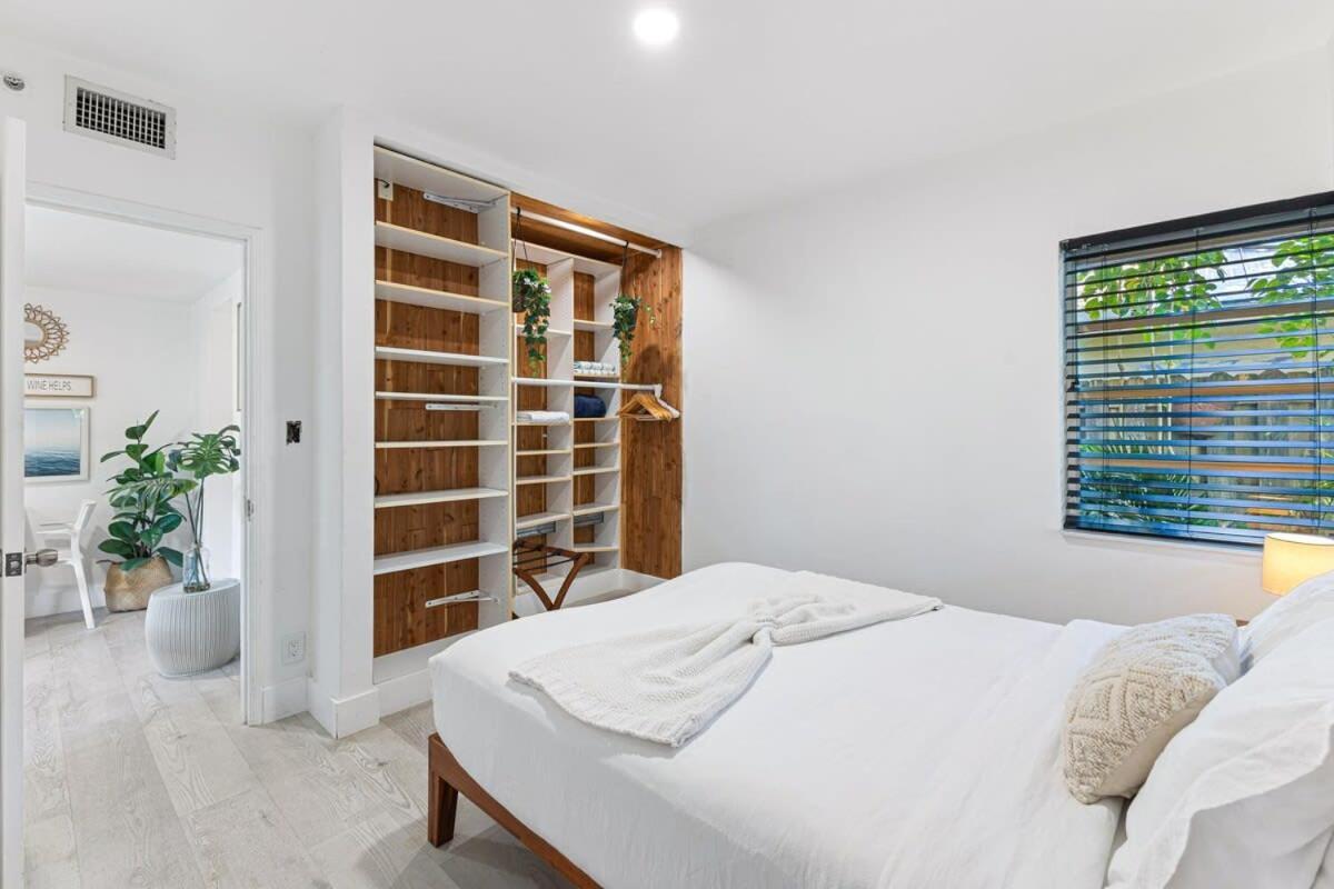 Delight And Cozy Close To Olas & The *