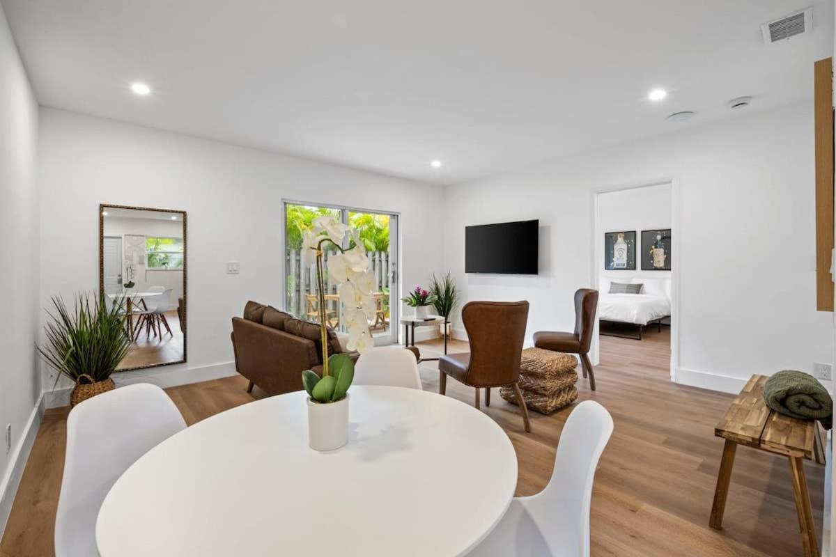 Sailors Rest @ Sailboat Bend Apartment