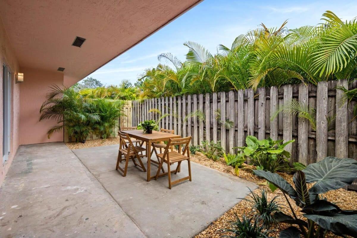 Sailors Rest @ Sailboat Bend Apartment *