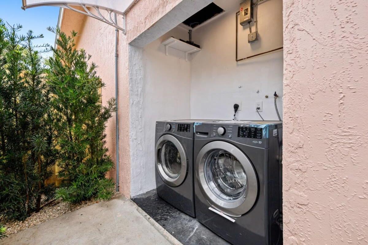 Sailors Rest @ Sailboat Bend Apartment Fort Lauderdale