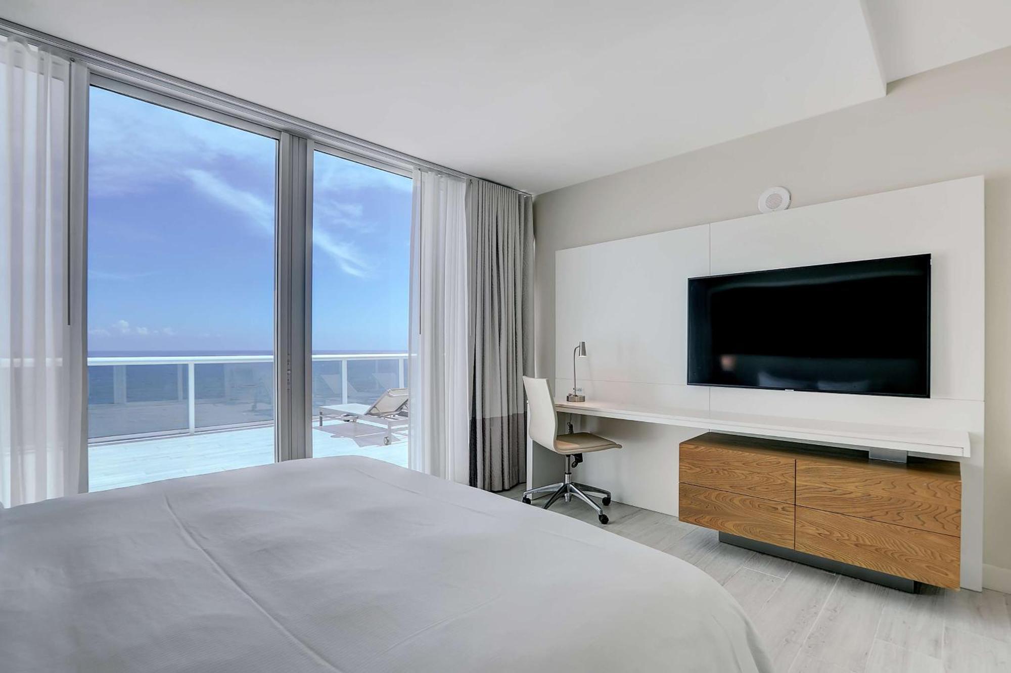 Beach House Fort Lauderdale, A Hilton Resort Fort Lauderdale