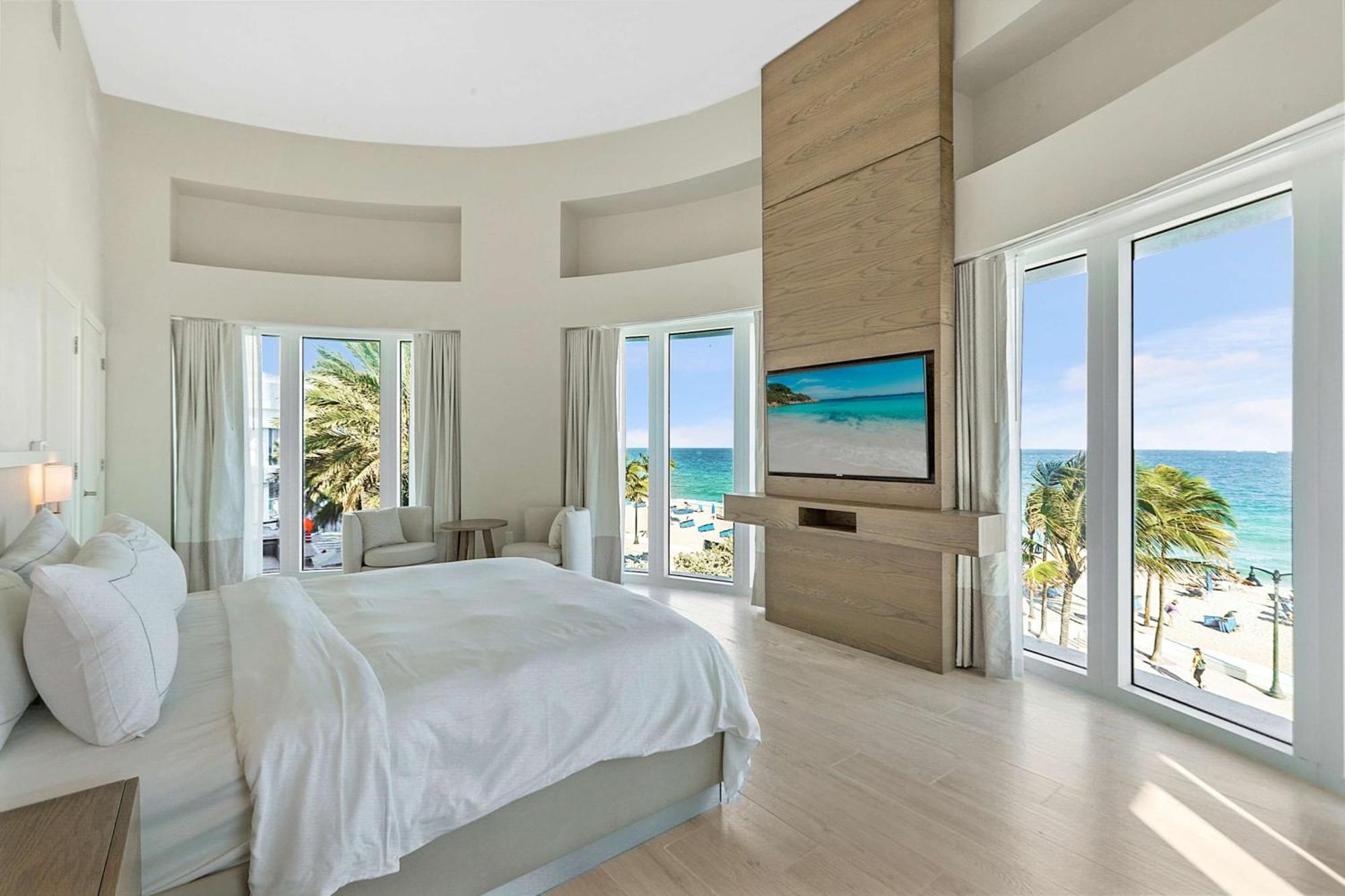 Beach House Fort Lauderdale, A Hilton Resort