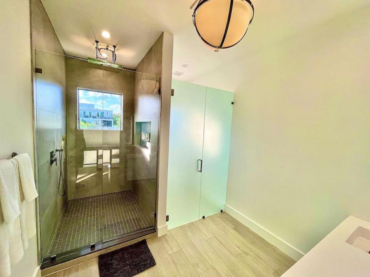 Botanical Oasis With 2 Pools * Fort Lauderdale