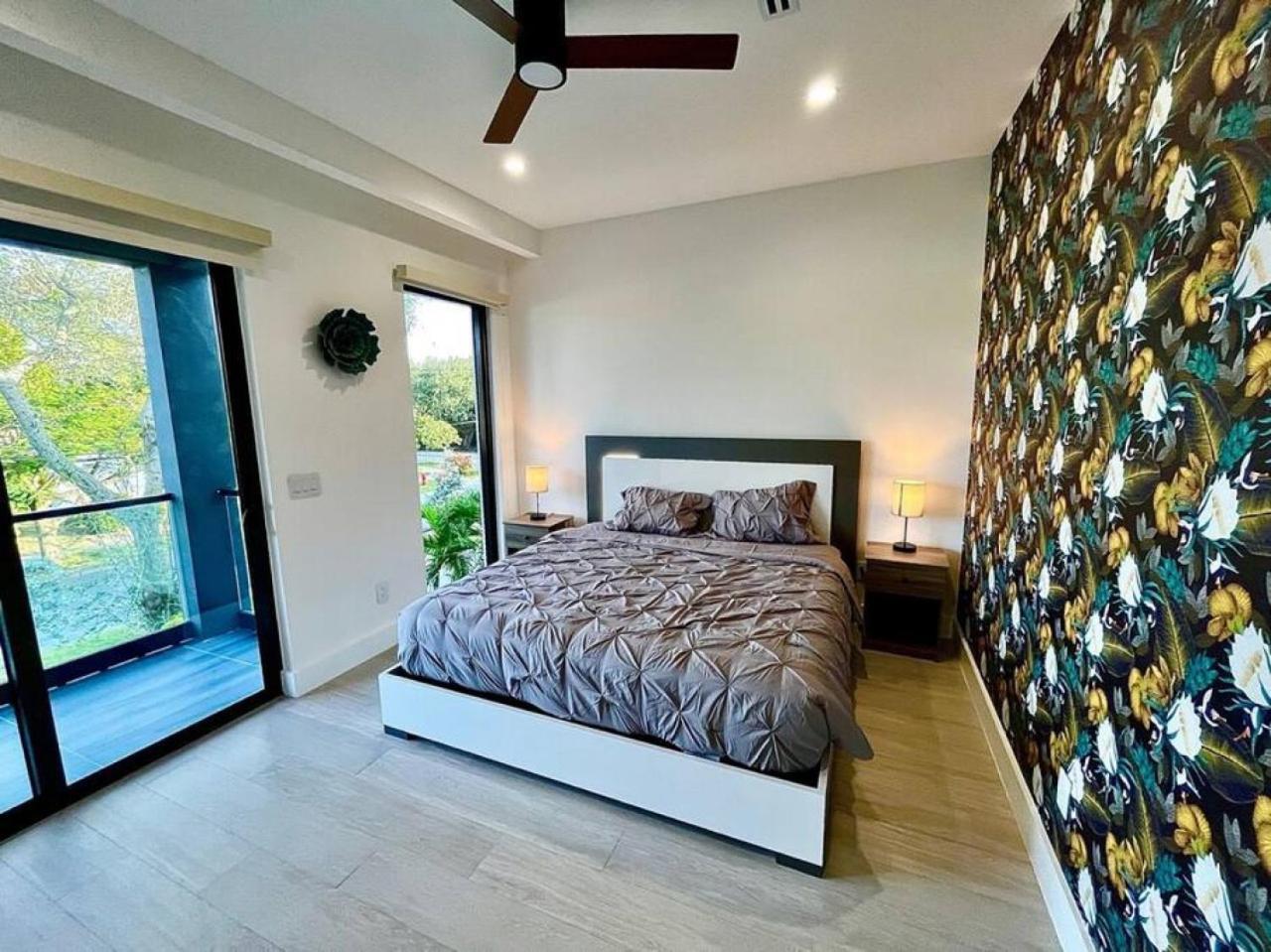 Botanical Oasis With 2 Pools Holiday home