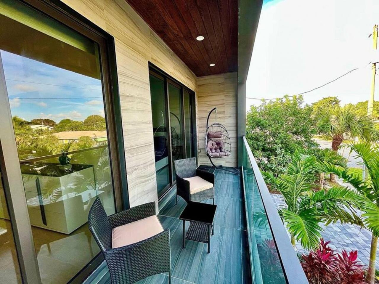 Botanical Oasis With 2 Pools Holiday home *