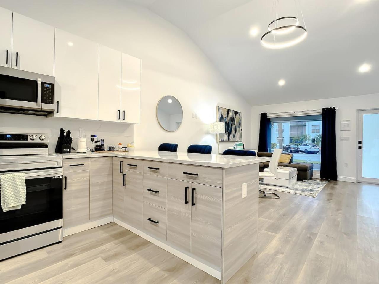 Holiday home Luxe - Heated Pool I 5 Min To I Bbq Grill