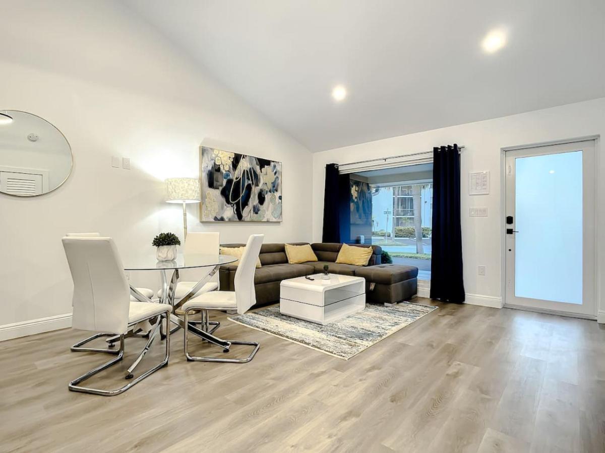 Holiday home Luxe - Heated Pool I 5 Min To I Bbq Grill *