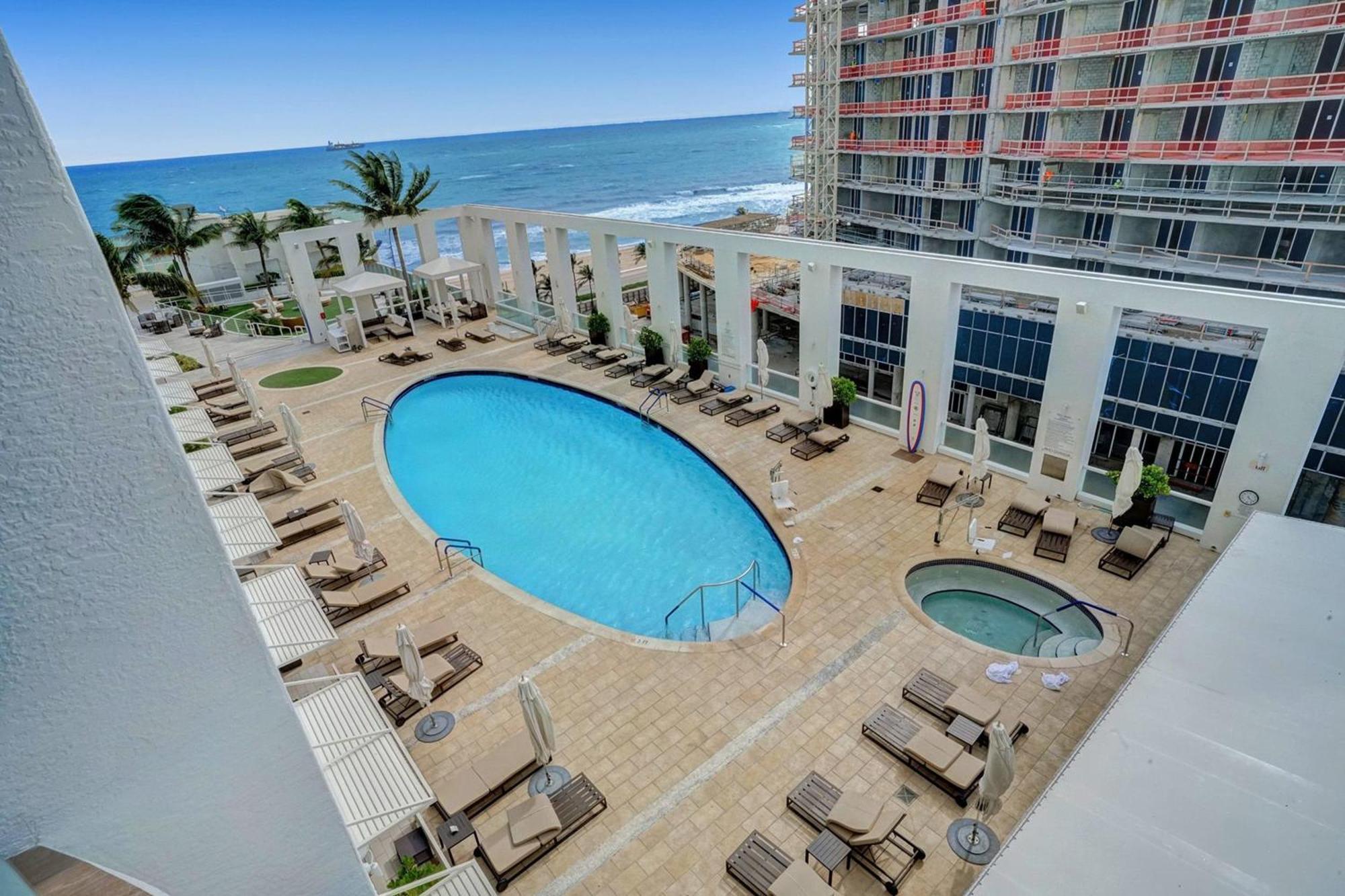 Apartment Elegant Beachfront - Your Perfect Getaway! *