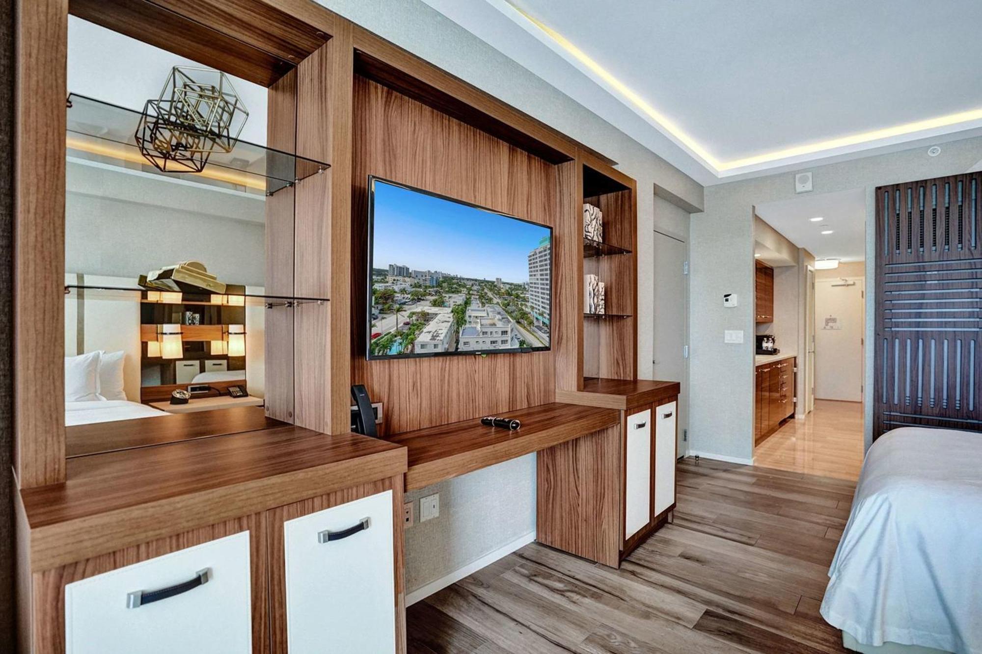 Elegant Beachfront - Your Perfect Getaway! Apartment