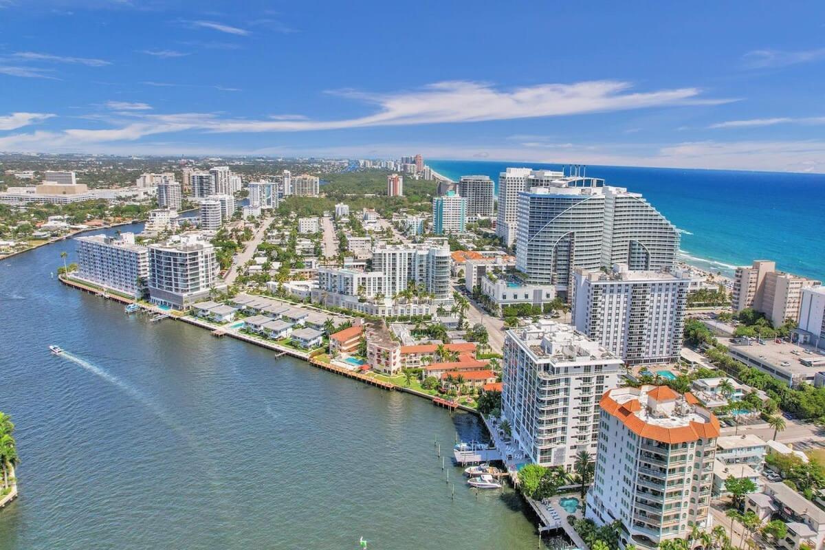 Lauderdale Yacht & Club 411 Holiday home *