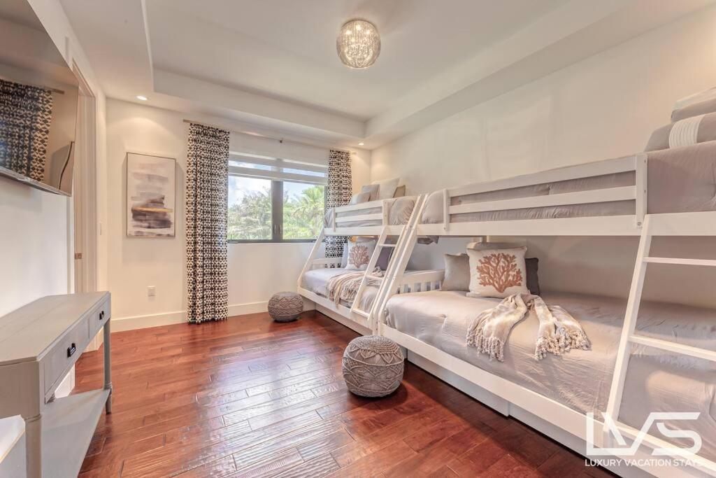 Victoria - Walk To Olas - 4 Bed 4 Bath Fort Lauderdale