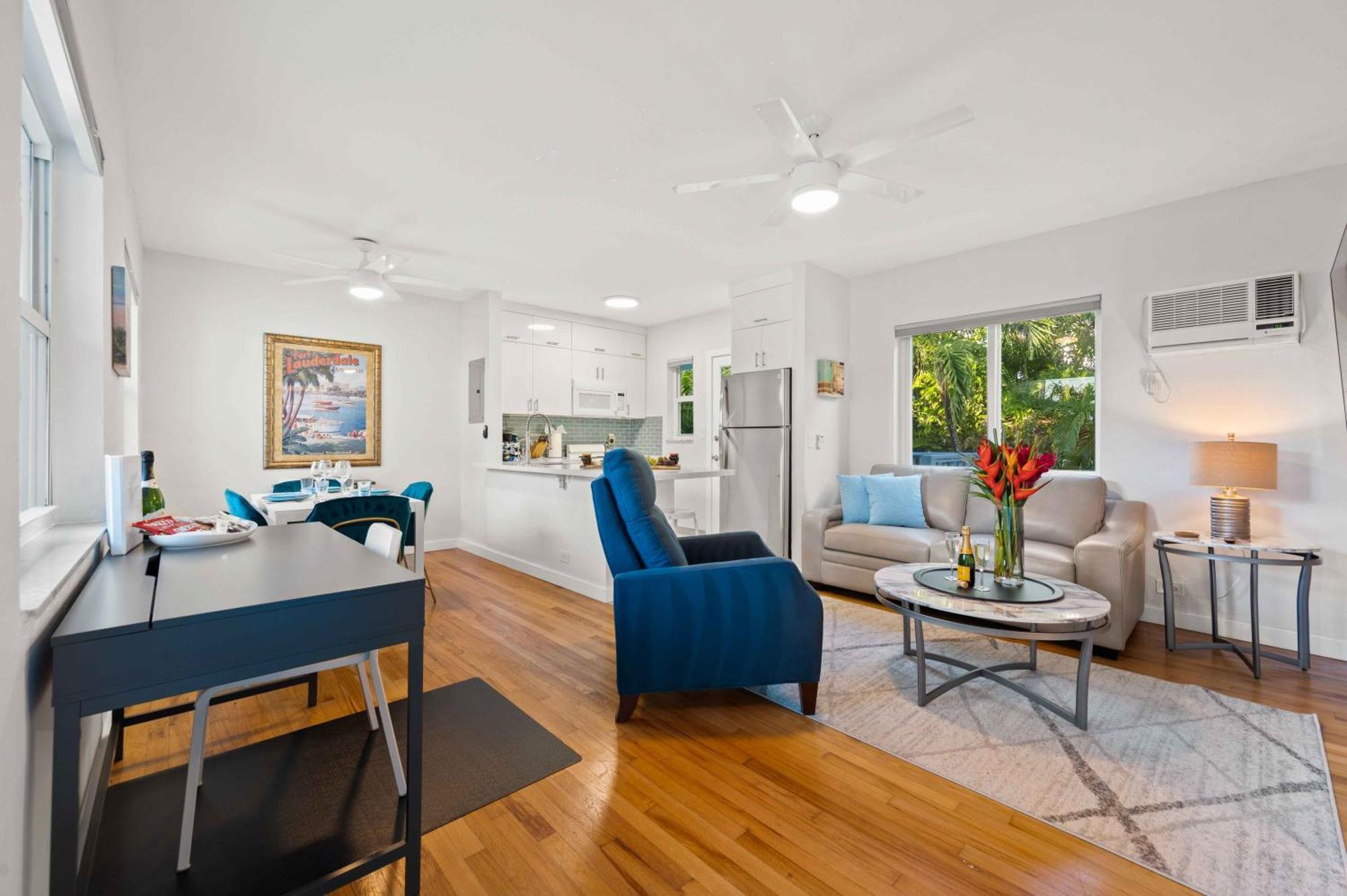 Apartment By The King Bed Lush Patio W Bbq Breakers Key Six H0mes