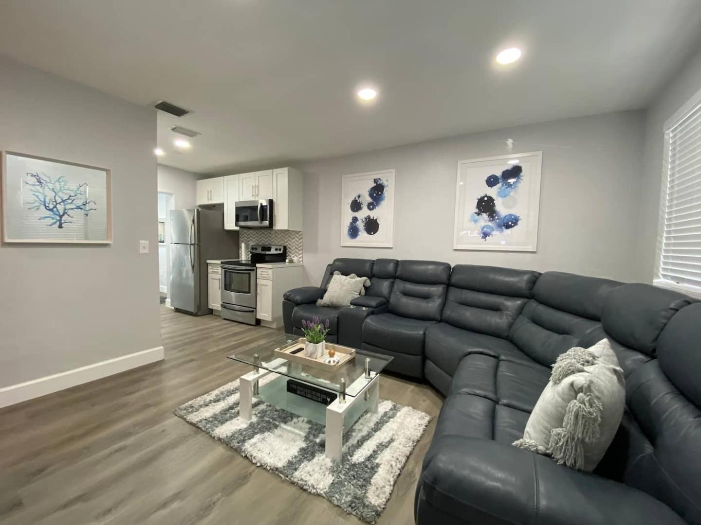 Rachaels Upscale 3 Bedrooms Luxury Holiday home