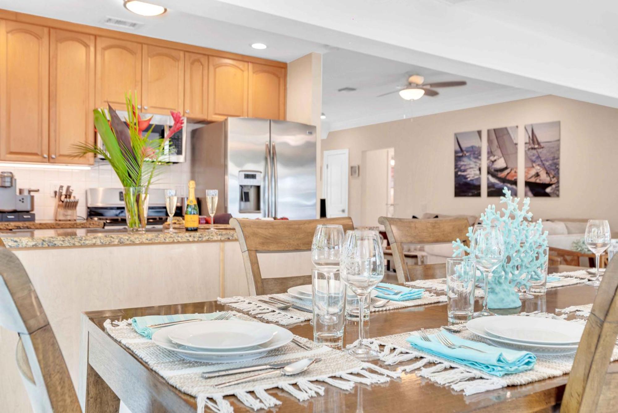 Centrally Located Heated Pool Riverside View Access Citrus Key H0mes Holiday home Fort Lauderdale