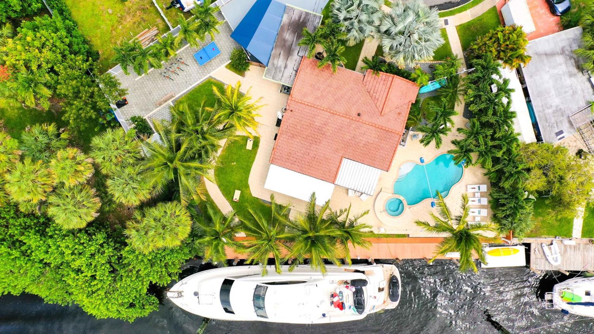 Holiday home Centrally Located Heated Pool Riverside View Access Citrus Key H0mes
