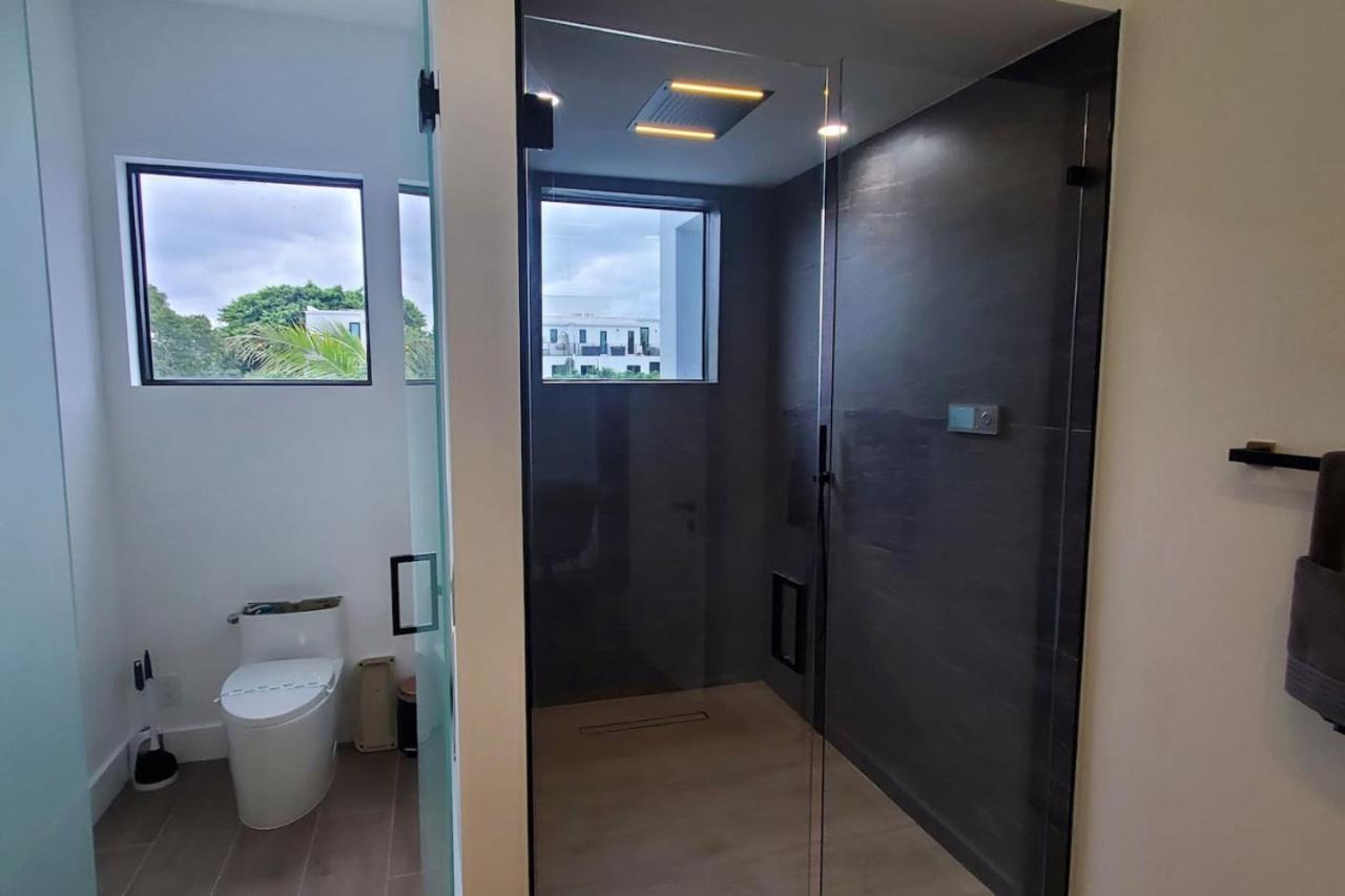 Elements Olas W Pool And Near Holiday home *