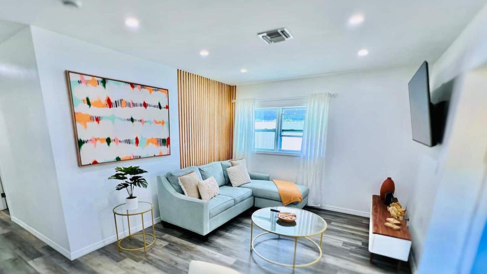 Holiday home Stylish Lauderdale Retreat Ideal For Work *