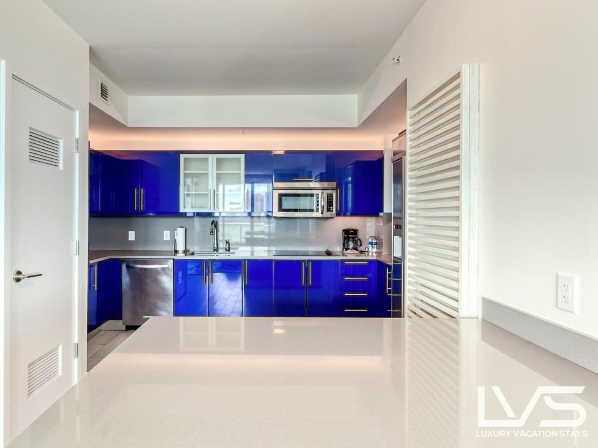 W Ftl 1409 Beachfront 2 Bedroom & 2 Bathroom Fort Lauderdale