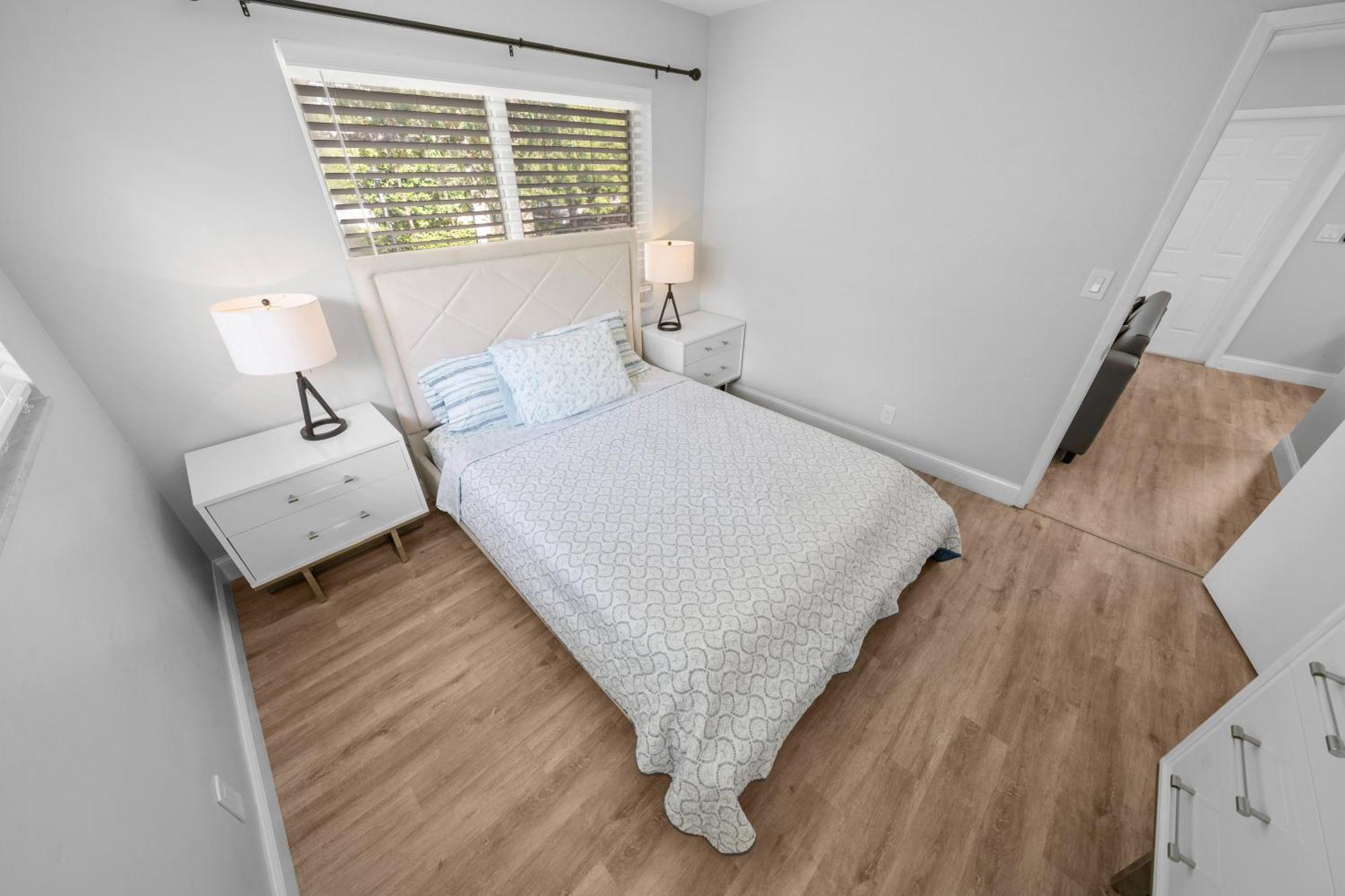 Apartment Riverbend By Lowkl *