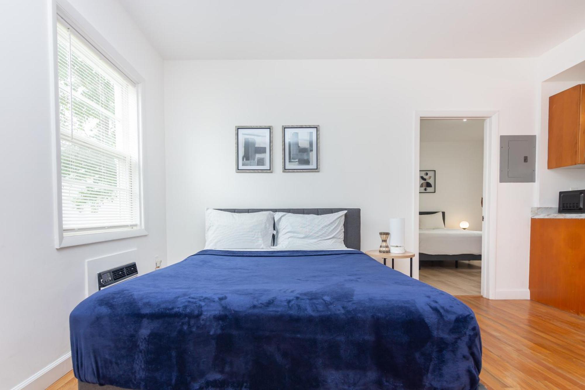 1-bdrm - 5 Minutes Walking Las Olas Beach *