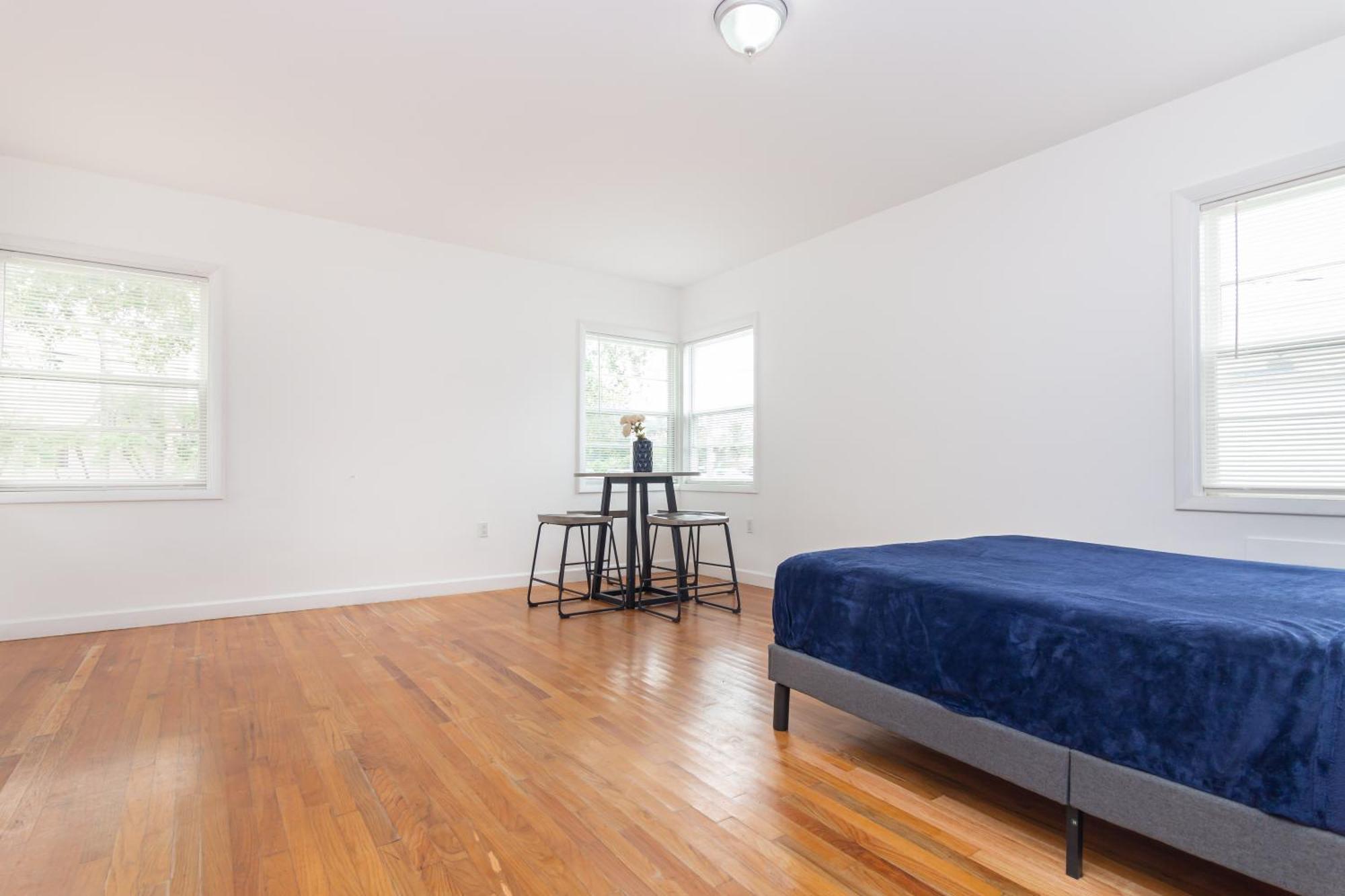 Apartment 1-bdrm - 5 Minutes Walking Las Olas Beach *