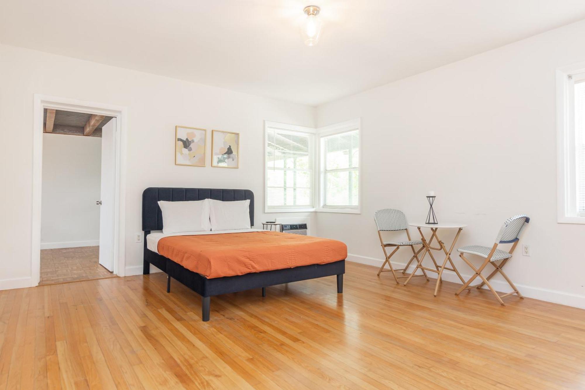 Apartment 2-bdrm Unit - 5 Minutes Walking Olas *