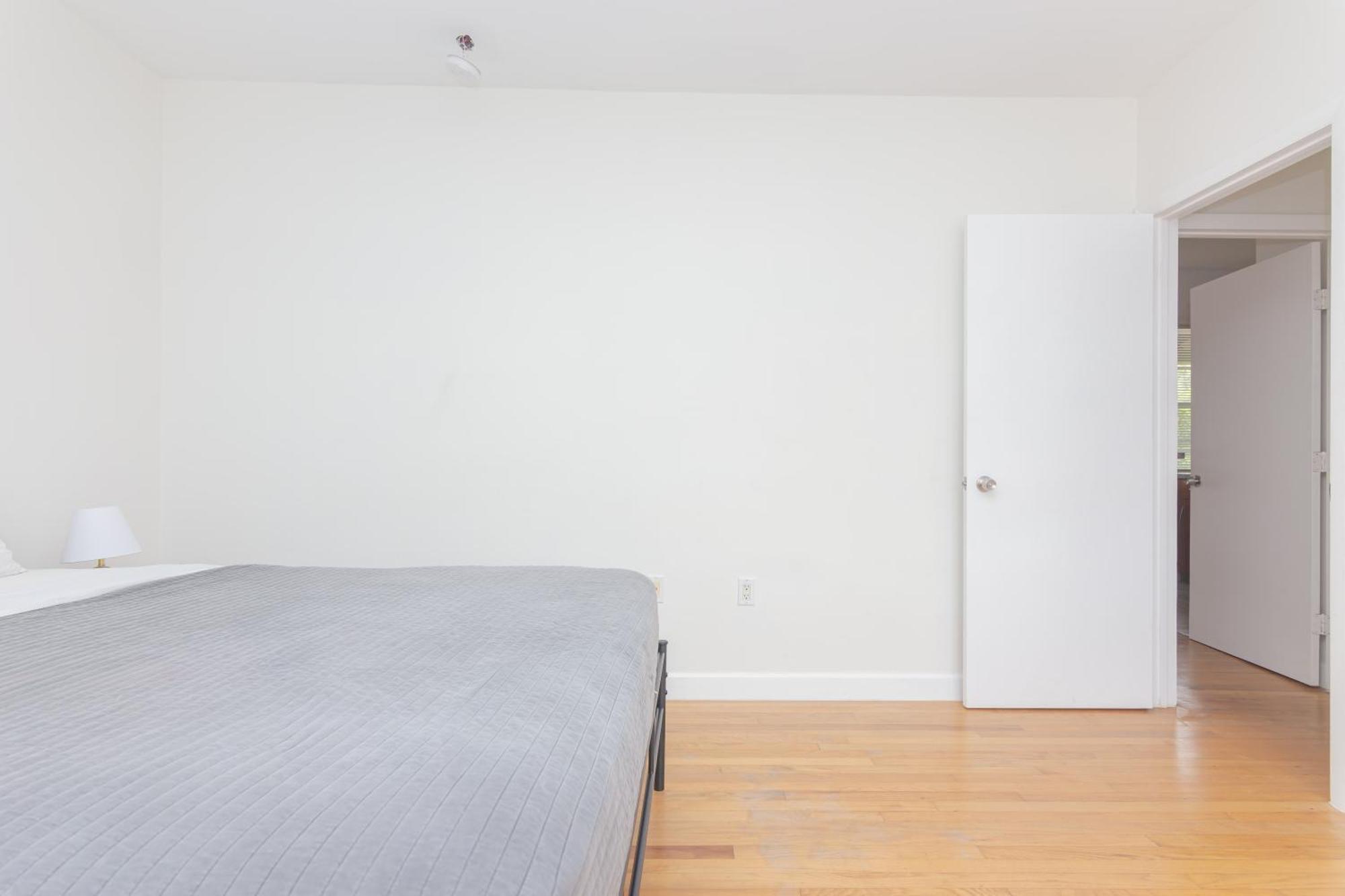 2-bdrm Unit - 5 Minutes Walking Olas *