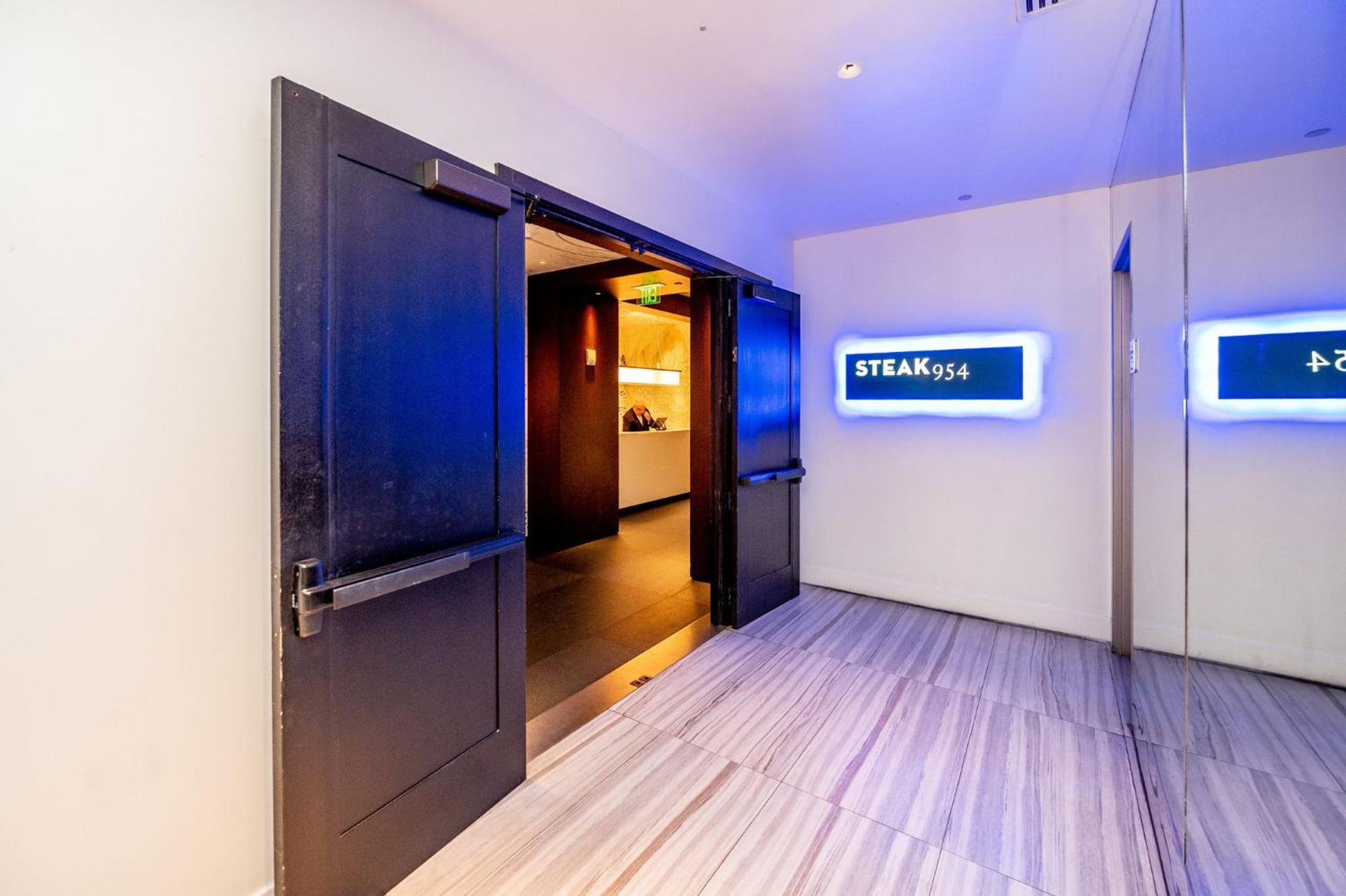 Oceanview Luxury, Access, Sleeps 6 2br 2ba - Vista Mar By Homestakes Apartment Fort Lauderdale