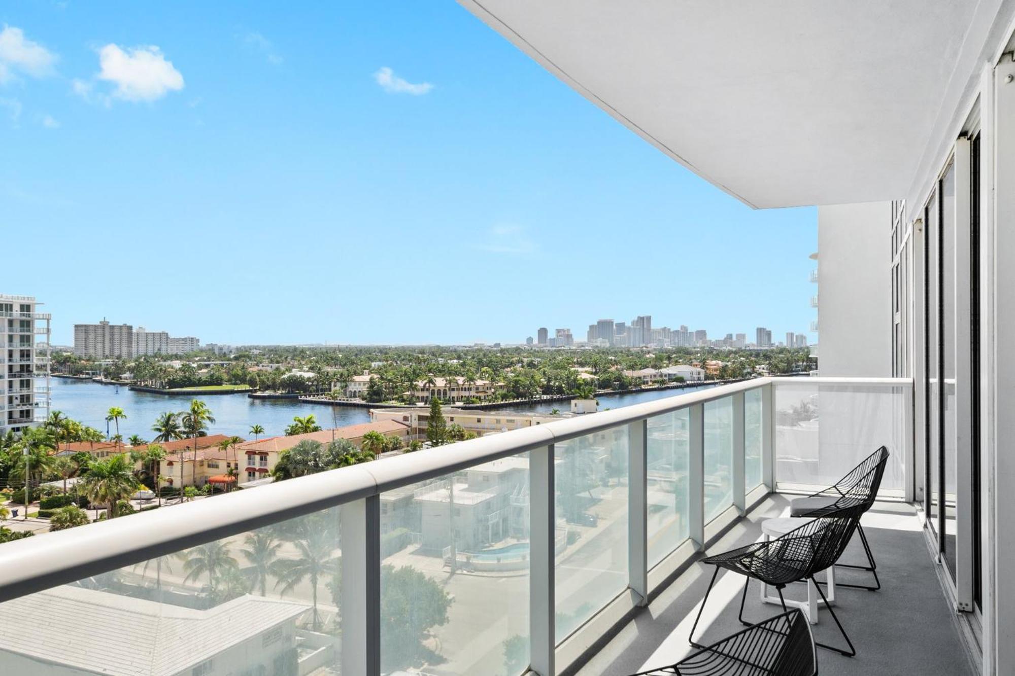 Oceanview Luxury, Access, Sleeps 6 2br 2ba - Vista Mar By Homestakes Apartment