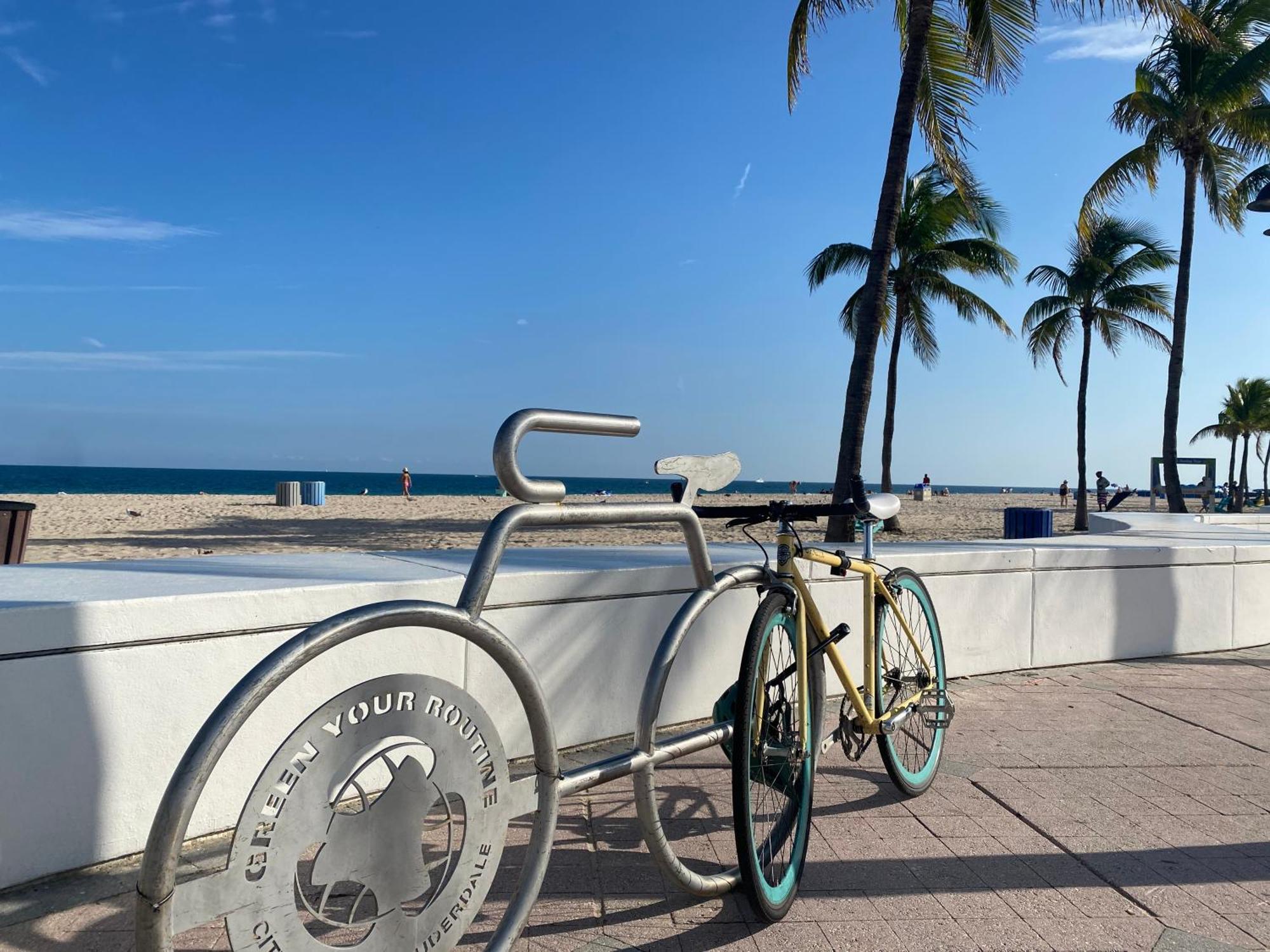 Studio Las Olas Beach - - 5 Minutes Walk To Beach Apartment *