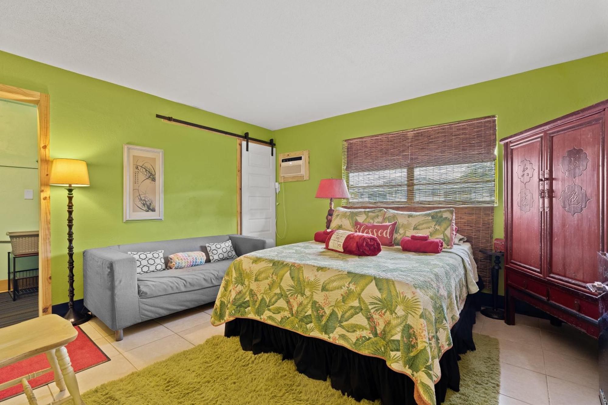 Blue Bell Apartment Fort Lauderdale