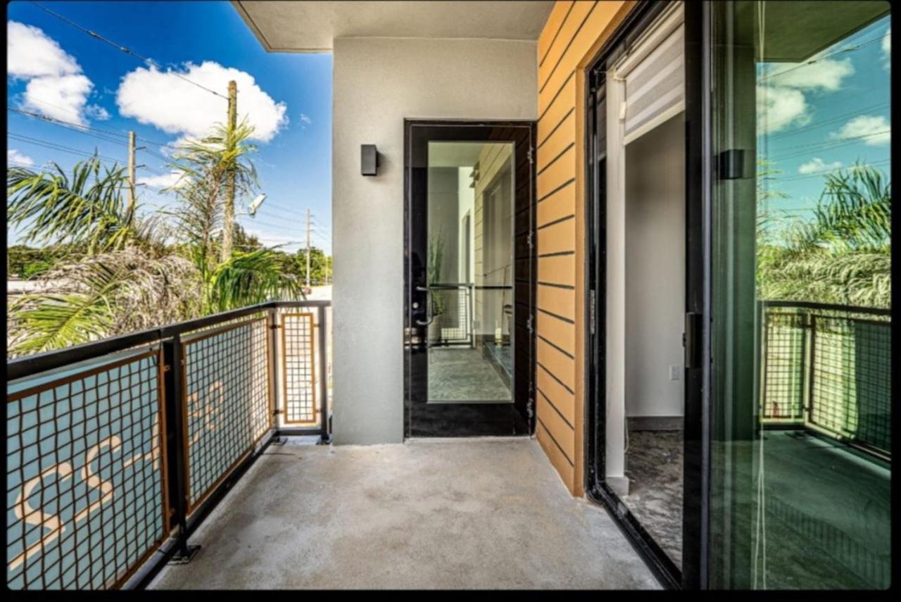 Luxe Paradise Retreat Near Ftl Airport And Hard Rock Apartment Fort Lauderdale