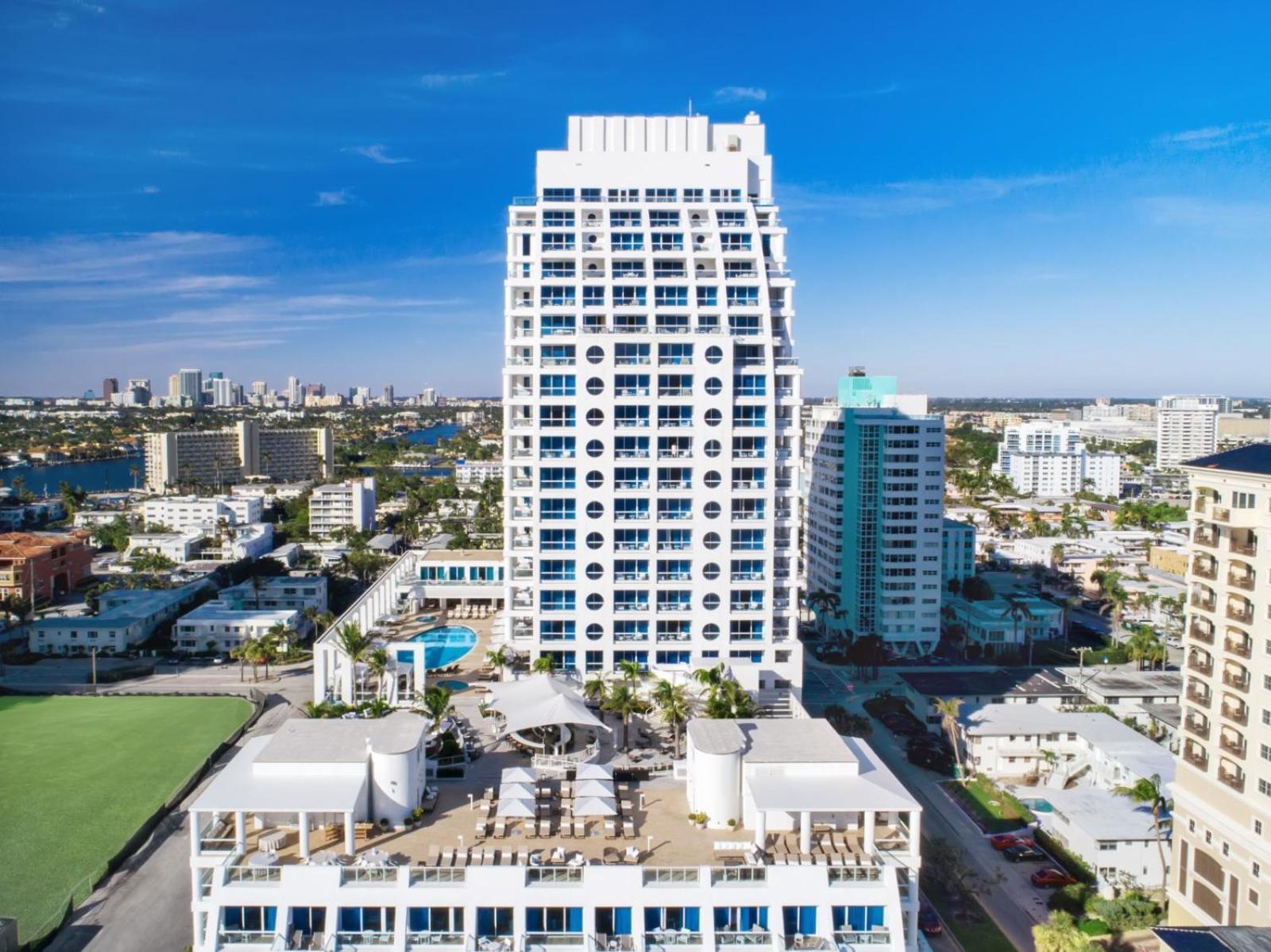 Elegant Beachfront - Your Perfect Getaway!
